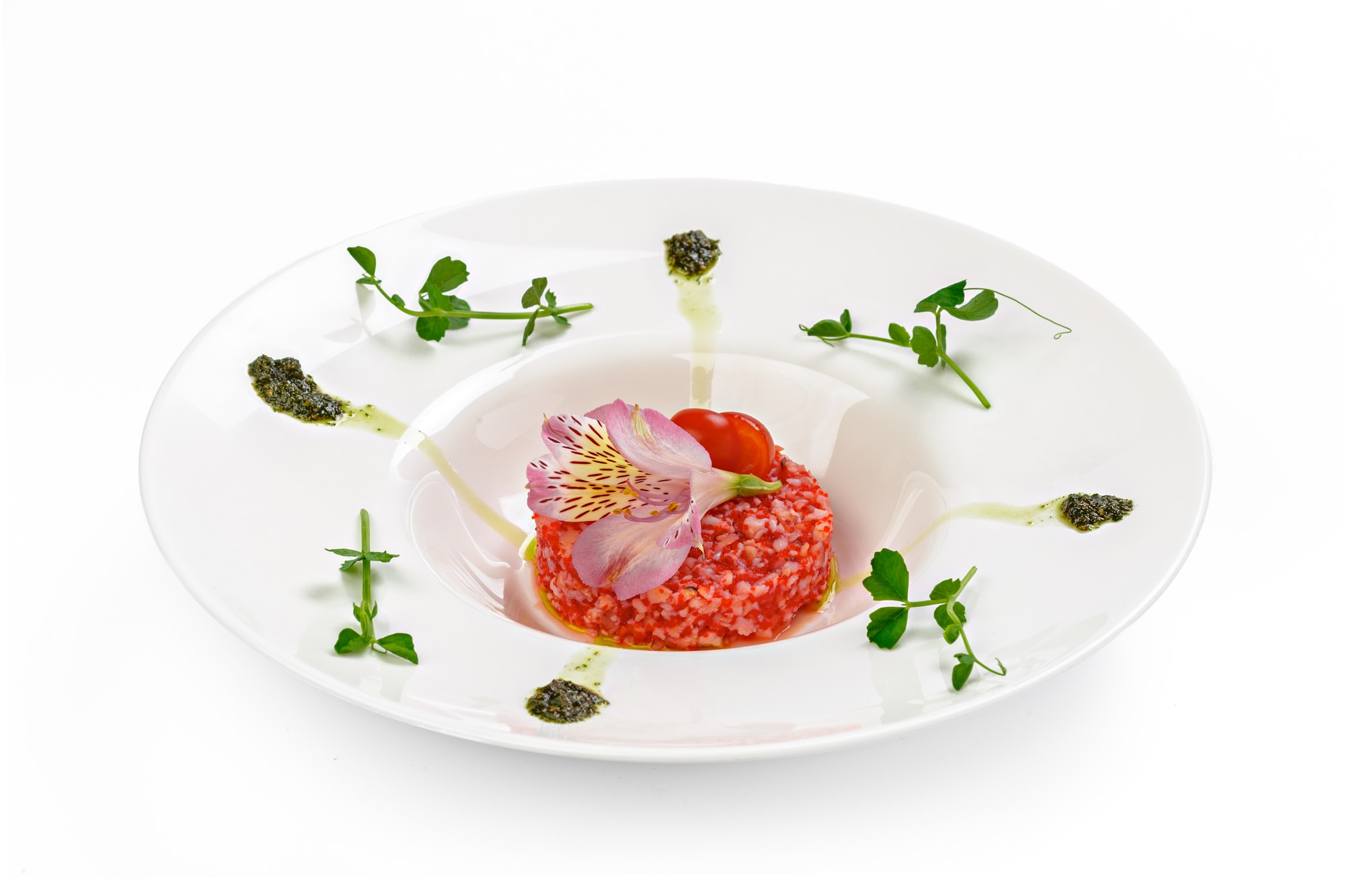 Duże ujęcie: kompozycja fine-dining wykonana przez uczestnika kursu